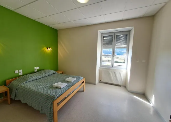 Accueil Du Couvent De Malet 2*