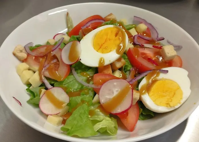 Hotel Accueil Du Couvent De Malet 2*