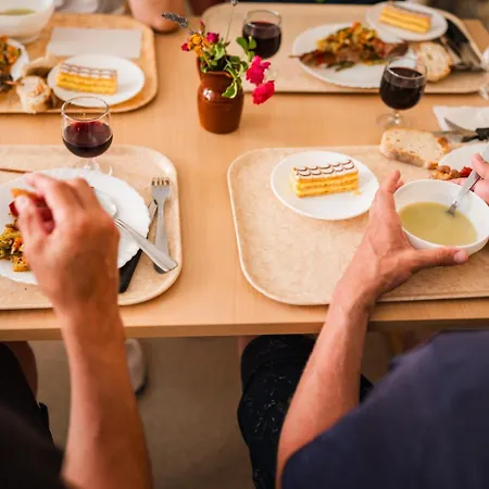 Hotel Accueil Du Couvent De Malet